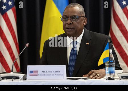 Ramstein, Deutschland. 20. Januar 2023. USA Verteidigungsminister Lloyd Austin spricht auf der Konferenz. Kredit: Hannes P. Albert/dpa/Alamy Live News Stockfoto