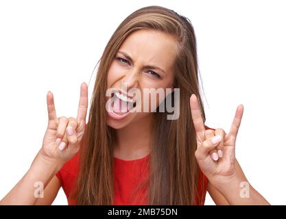 Rock, Hände und Porträt einer Frau auf weißem Hintergrund für Freiheit, Energie und Heavy-Metal-Musik. Comic, Emoji und Gesicht eines im Studio isolierten Mädchens Stockfoto