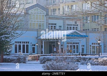 Blankenburg, Deutschland. 20. Januar 2023. Blick auf den Eingangsbereich der Celenus-Teufelsbad-Fachklinik Blankenburg. Kredit: Matthias Bein/dpa/Alamy Live News Stockfoto