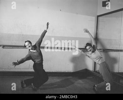 Portrait von Lee Sherman, Radio City Music Hall, New York, New York, New York, New York, Kalifornien. Juni 1947. Stockfoto