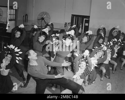 Portrait von Lee Sherman, Radio City Music Hall, New York, New York, New York, New York, Kalifornien. Juni 1947. Stockfoto