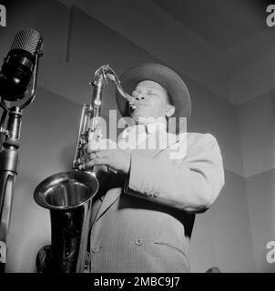 Porträt von Illinois Jacquet, New York, New York, New York, Ca. Mai 1947. Stockfoto