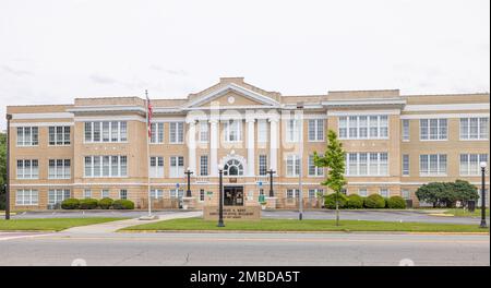 Tifton, Georgia, USA - 17. April 2022: Das Charles A Kent Verwaltungsgebäude Stockfoto