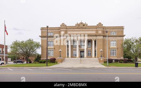 Tifton, Georgia, USA - 17. April 2022: Das Tift County Courthouse Stockfoto