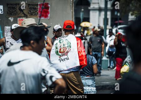 Lima, Peru - 20. Januar 2023: Proteste auf den Straßen von Lima Stockfoto