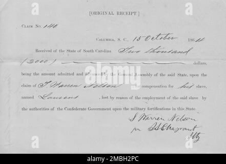 Originalbeleg für $2000 Entschädigung erhalten von Warren L. Nelson für Sklavin Laurens, verloren im Militärdienst in South Carolina, 1864-10-15. "Anspruch Nr. 140. Columbia, S.C., 15. Oktober 1864. Vom Staat South Carolina zweitausend (2.000) Dollar erhalten haben, wobei der Betrag von der Generalversammlung des genannten Staates auf Antrag von T. [oder J.] Warren Nelson zur Entschädigung seines Sklaven namens Laurens zugegeben und weitergezahlt wurde, Verloren durch die Beschäftigung des besagten Sklaven durch die Behörden der Konföderierten Regierung auf den militärischen Festungen in diesem Staat..." [Unterzeichnet von N Stockfoto