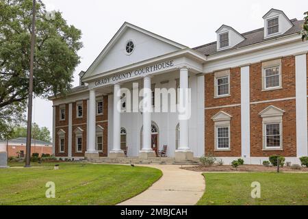 Cairo, Georgia, USA - 16. April 2022: Grady County Courthouse Stockfoto