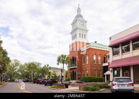 Fernandina, Florida, USA - 16. April 2022: Das historische Gerichtsgebäude von Nassau County Stockfoto