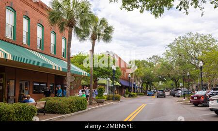 Fernandina, Florida, USA - 16. April 2022: Das alte Geschäftsviertel an der Centre Street Stockfoto