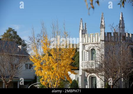 Ein historisches Viertel im Stadtzentrum von Marysville, Kalifornien, USA, am späten Nachmittag. Stockfoto