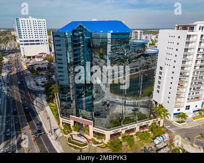 Sarasota, FL, USA - 18. Januar 2023: Luftbild One Sarasota Tower Stockfoto