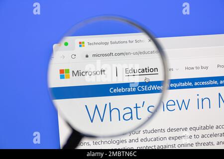 Ostersund, Schweden - 12. Dezember 2022: Microsoft Education. Website. Microsoft Education bietet Schulen Lösungen, Technologien und Schulungsexperten Stockfoto