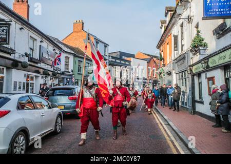 Nantwich Cheshire 21. Januar 2023 während des Englischen Bürgerkriegs fand der Kampf zwischen den Royalisten Cavaliers, die König Karl I. treu waren, und den Parlamentariern, Cromwells Roundheads, Paul Quezada-Neiman/Alamy Live News, statt Stockfoto