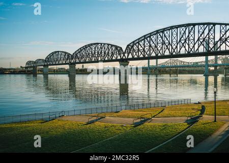 Die Big Four Bridge über den Ohio River, Jeffersonville, Indiana Stockfoto