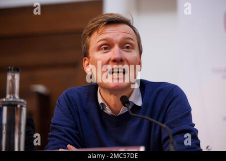 London, Großbritannien. 21. Januar 2023. Torsten Bell, der Vorstandsvorsitzende der Resolution Foundation, hält eine Rede auf der jährlichen Konferenz der Fabian Society. Kredit: Mark Thomas/Alamy Live News Stockfoto