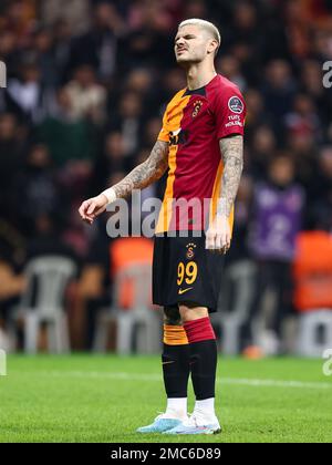 ISTANBUL, TÜRKEI - 21. JANUAR: Mauro Icardi von Galatasaray SK reagiert während des Super-Lig-Spiels zwischen Galatasaray SK und Antalyaspor am 21. Januar 2023 im NEF-Stadion in Istanbul, Türkei (Foto von Orange Pictures) Stockfoto