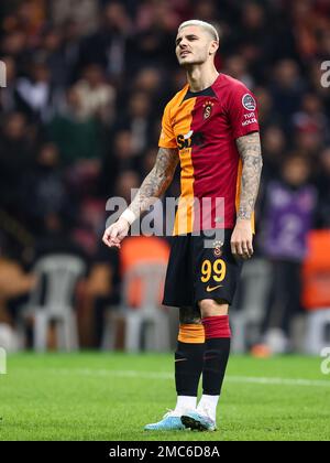 ISTANBUL, TÜRKEI - 21. JANUAR: Mauro Icardi von Galatasaray SK reagiert während des Super-Lig-Spiels zwischen Galatasaray SK und Antalyaspor am 21. Januar 2023 im NEF-Stadion in Istanbul, Türkei (Foto von Orange Pictures) Stockfoto