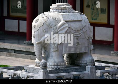 Elefantenstatue, Daci'en Tempel komplex, Dàcí'ēn Sì, Xi'an, Hszian, China, Asien, UNESCO Weltkulturerbe Stockfoto