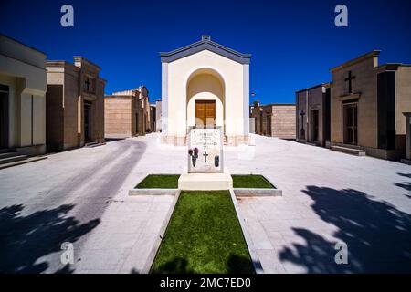Der Friedhof von San Vito lo Capo, eine kleine Stadt am nördlichen Ende von Capo San Vito. Stockfoto