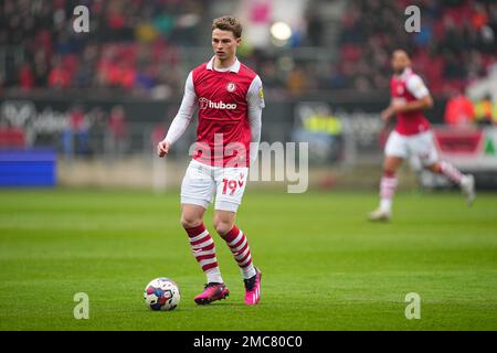 George Tanner von Bristol City in Aktion während des EFL Sky Bet Championship-Spiels zwischen Bristol City und Blackburn Rovers am Ashton Gate, Bristol, England, am 21. Januar 2023. Foto von Scott Boulton. Nur redaktionelle Verwendung, Lizenz für kommerzielle Verwendung erforderlich. Keine Verwendung bei Wetten, Spielen oder Veröffentlichungen von Clubs/Ligen/Spielern. Kredit: UK Sports Pics Ltd/Alamy Live News Stockfoto