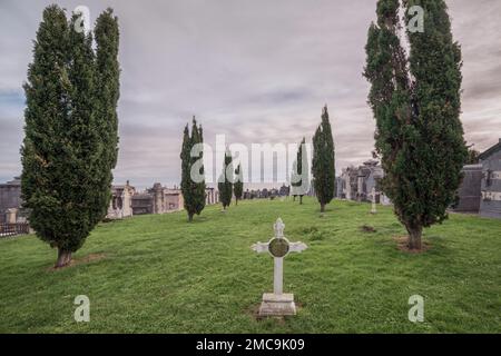 19. jahrhundert Wal Friedhof Erbe der Stadt Castro Urdiales und erklärte der kulturellen Interesse mit der Kategorie des Baudenkmals, Kantabrien, Spanien. Stockfoto