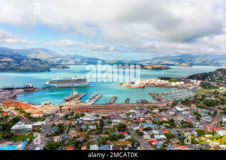 Industriehafen, Passagier- und Frachtterminal im Stadthafen Lyttleton an der Pazifikküste Neuseelands in der Nähe von Christchurch. Stockfoto