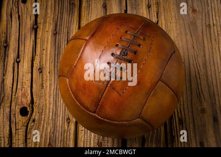 Fußball Aus Altem Leder Stockfoto