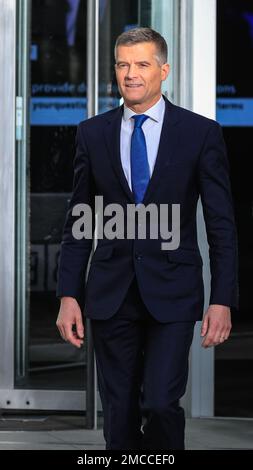 Mark Harper, MP, Transport Secretary, Smiling, im BBC Broadcasting House in London, Großbritannien Stockfoto