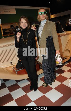 Elton Ilirjani bei der Wintershow 2023, Eröffnung im Park Avenue Armory Stockfoto