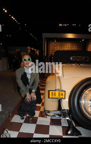 Elton Ilirjani bei der Wintershow 2023, Eröffnung im Park Avenue Armory Stockfoto