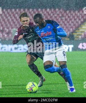 Salerno, Kampanien, Italien. 21. Januar 2023. Tanguy Ndombele von SSC Napoli während des italienischen Fußballspiels der Serie A FC Salernitana gegen SSC Napoli am 21January., 2023 im Arechi-Stadion in Salerno. (Kreditbild: © Fabio Sasso/ZUMA Press Wire) NUR REDAKTIONELLE VERWENDUNG! Nicht für den kommerziellen GEBRAUCH! Stockfoto