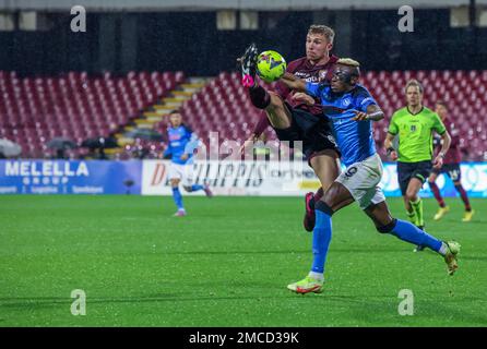 Salerno, Kampanien, Italien. 21. Januar 2023. Matteo Lovato von US Salernitana während des italienischen Fußballspiels der Serie A FC Salernitana gegen SSC Napoli am 21January., 2023 im Arechi-Stadion in Salerno. (Kreditbild: © Fabio Sasso/ZUMA Press Wire) NUR REDAKTIONELLE VERWENDUNG! Nicht für den kommerziellen GEBRAUCH! Stockfoto