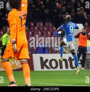 Salerno, Kampanien, Italien. 21. Januar 2023. Victor Osimhen von SSC Napoli während des italienischen Fußballspiels der Serie A FC Salernitana gegen SSC Napoli am 21January., 2023 im Arechi-Stadion in Salerno. (Kreditbild: © Fabio Sasso/ZUMA Press Wire) NUR REDAKTIONELLE VERWENDUNG! Nicht für den kommerziellen GEBRAUCH! Stockfoto