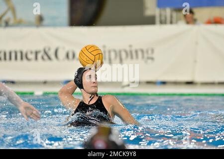 Triest, Italien. 21. Januar 2023. Chiara Tabani (SIS ROMA) während Pallanuoto Triest vs SIS Roma, Waterpolo Italian Serie A1 Frauenspiel in Triest, Italien, Januar 21 2023 Kredit: Independent Photo Agency/Alamy Live News Stockfoto