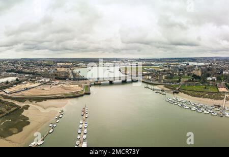 Draufsicht auf die Kathedrale und das Schloss von Rochester Stockfoto