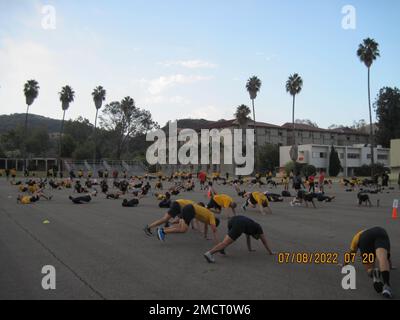 1. Medizinisches Bataillon führt körperliches Training durch. Stockfoto