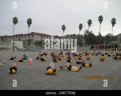 1. Medizinisches Bataillon führt körperliches Training durch. Stockfoto