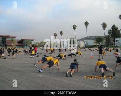 1. Medizinisches Bataillon führt körperliches Training durch. Stockfoto