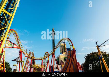 Wien, Österreich - 16. Oktober 2022: Blick auf die Wurstelprater oder Prater, Vergnügungspark in Leopoldstadt, Wien, Österreich. Stockfoto
