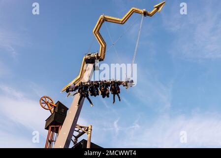 Wien, Österreich - 16. Oktober 2022: Tornado in der Wurstelprater oder Prater, Vergnügungspark in Leopoldstadt, Wien, Österreich. Stockfoto