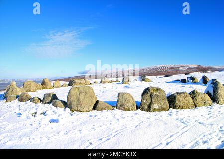 Moel Ty Uchaf Steinkreis im Winter, Llandrillo Stockfoto