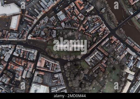 Ein Luftbild der Marktstadt Selby mit der antiken Architektur der Kirche Selby Abbey im Zentrum Stockfoto