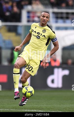 Genua, Italien. 22. Januar 2023 Rodrigo Becao (Udinesisch) während des italienischen Spiels „Serie A“ zwischen Sampdoria 0-1 Udinese im Luigi Ferraris Stadium am 22. Januar 2023 in Genua, Italien. Kredit: Maurizio Borsari/AFLO/Alamy Live News Stockfoto