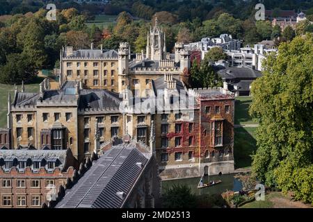 St. John's College Cambridge und River Cam im Herbst, Cambridge University, Cambridge, Cambridgeshire, England, UK Stockfoto