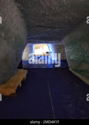 Zermatt, Schweiz - 16. September 2018: Matterhorn-Gletscherparadies, Besuch der Ausstellung im Gletscher. Stockfoto