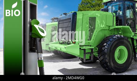 Biokraftstoff-Tankstelle im Hintergrund von Baumaschinen Stockfoto