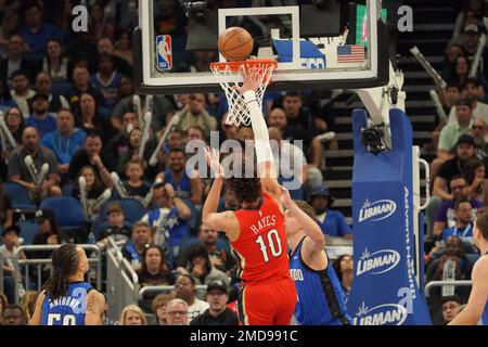 Orlando, Florida, USA, 20. Januar 2023, New Orleans Pelicans Center Jaxson Hayes #10 macht einen Korb während der ersten Hälfte im Amway Center. (Foto: Marty Jean-Louis) Stockfoto