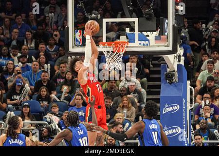 Orlando, Florida, USA, 20. Januar 2023, New Orleans Pelicans Spieler Jaxson Hayes #10 taucht in der ersten Hälfte im Amway Center ein. (Foto: Marty Jean-Louis) Stockfoto