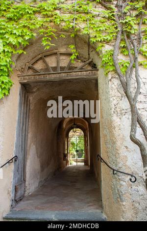 Plaza Central, Ravello, Italien Ravello ist eine Stadt und Comune oberhalb der Amalfiküste in der Provinz Salerno, Kampanien, Süditalien, mit Stockfoto