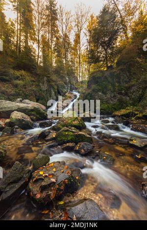 La petite Cascade de Tendon, Frankreich, Vogesen, Automobile Stockfoto